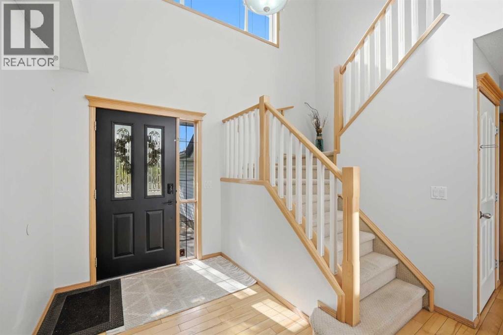 101 Coville Crescent NE — photo 9