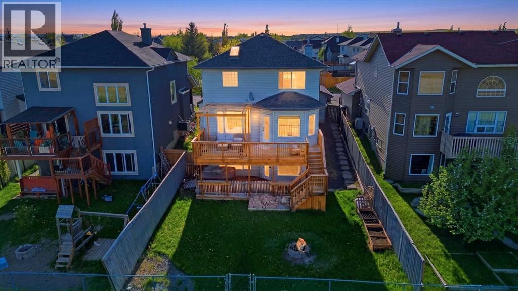 101 Coville Crescent NE — photo 47