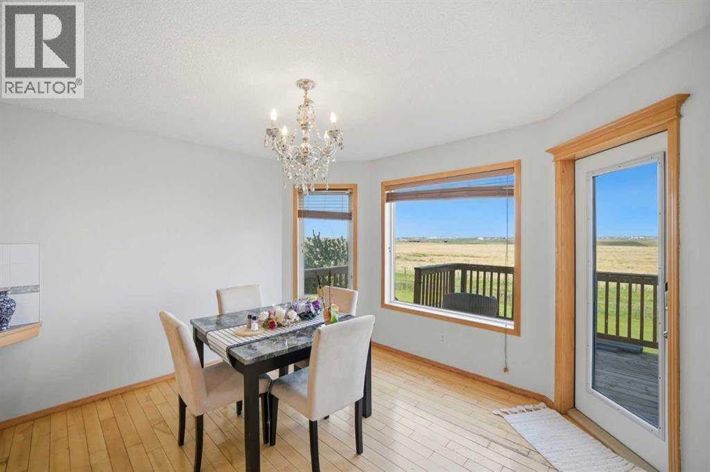 101 Coville Crescent NE — photo 23