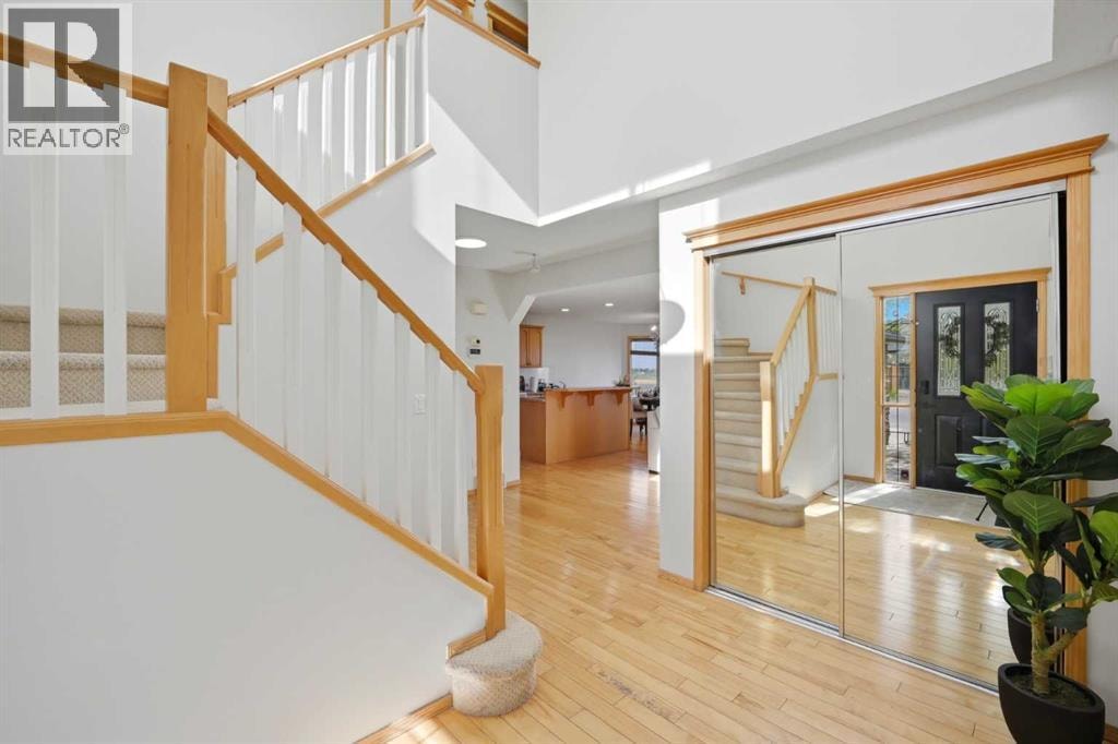 101 Coville Crescent NE — photo 10