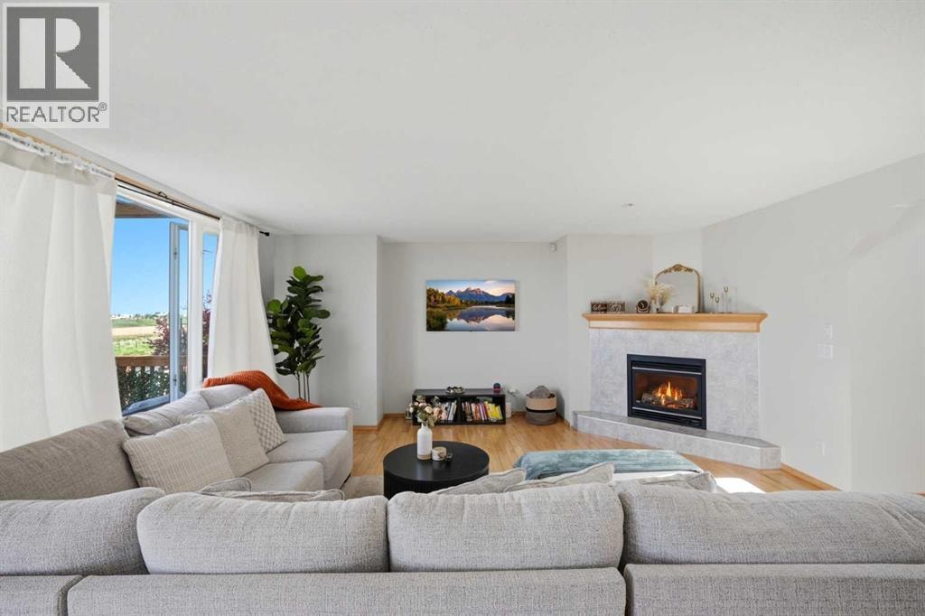 101 Coville Crescent NE — photo 18