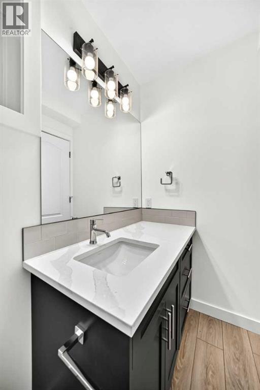 4016 37 Street NW — photo 22