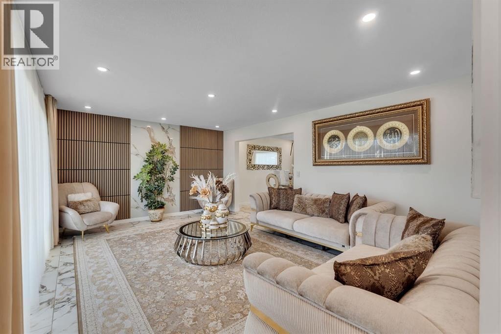 316 Templeton Circle NE — photo 4
