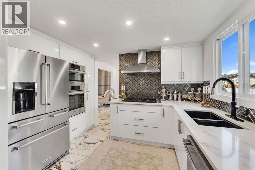 316 Templeton Circle NE — photo 11