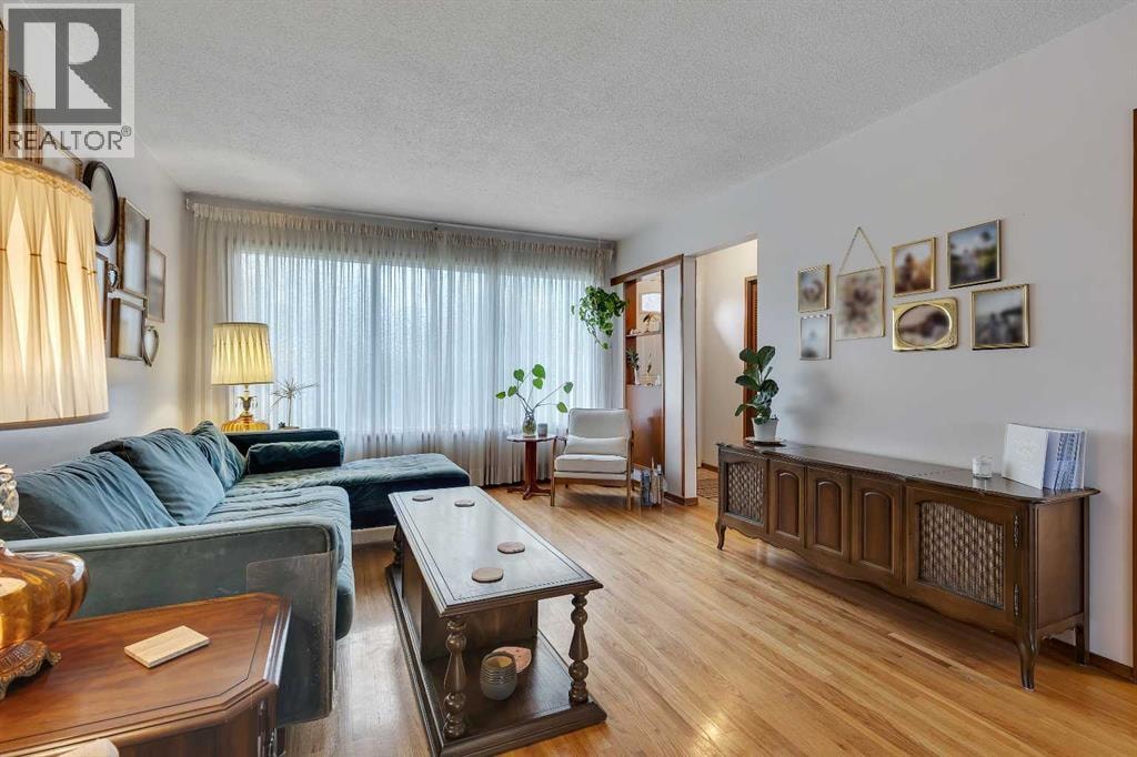 9828 Fairmount Drive SE — photo 3