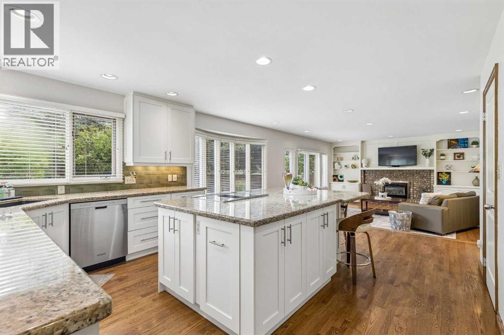 65 Woodpath Terrace SW — photo 17