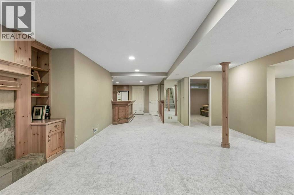 65 Woodpath Terrace SW — photo 37