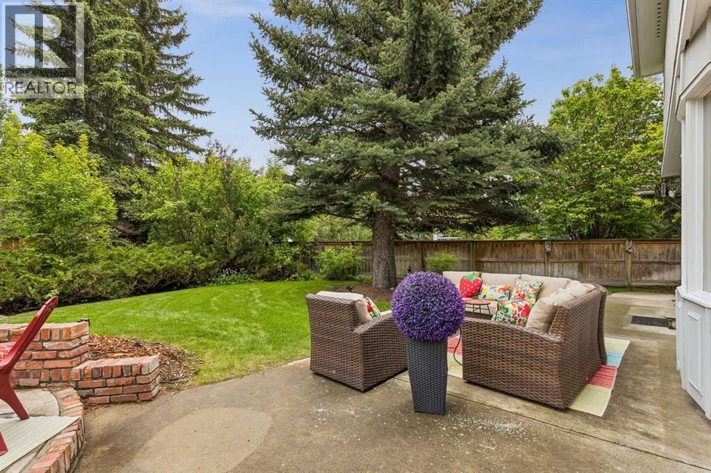 65 Woodpath Terrace SW — photo 48