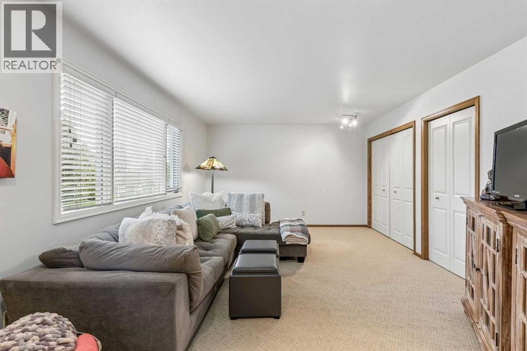 65 Woodpath Terrace SW — photo 30