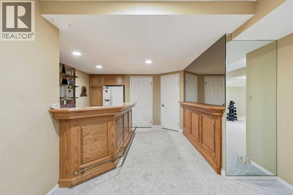 65 Woodpath Terrace SW — photo 39