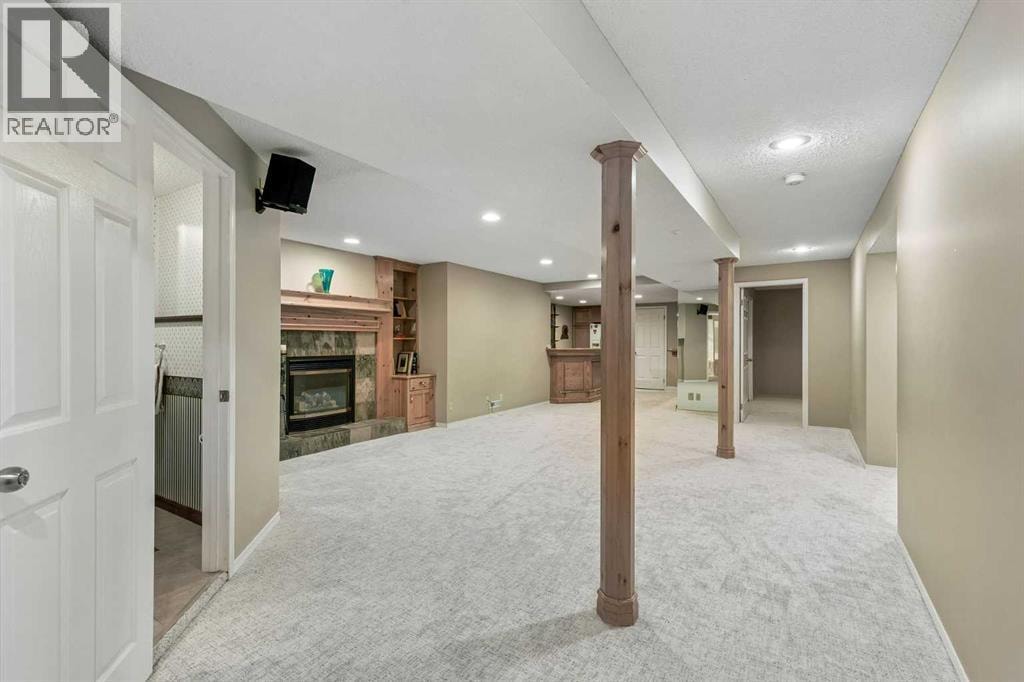 65 Woodpath Terrace SW — photo 35