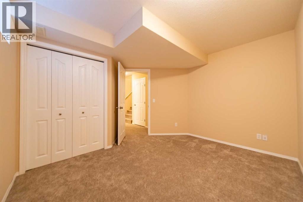 131 Everglen Rise SW — photo 32