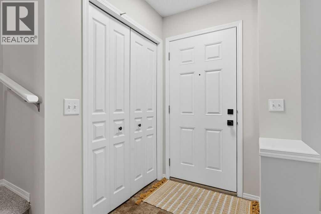 115 Elgin Meadows View SE — photo 4