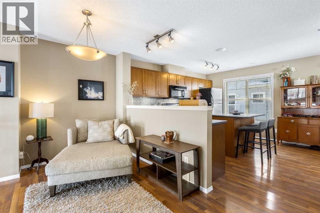 241 Elgin Gardens SE — photo 8