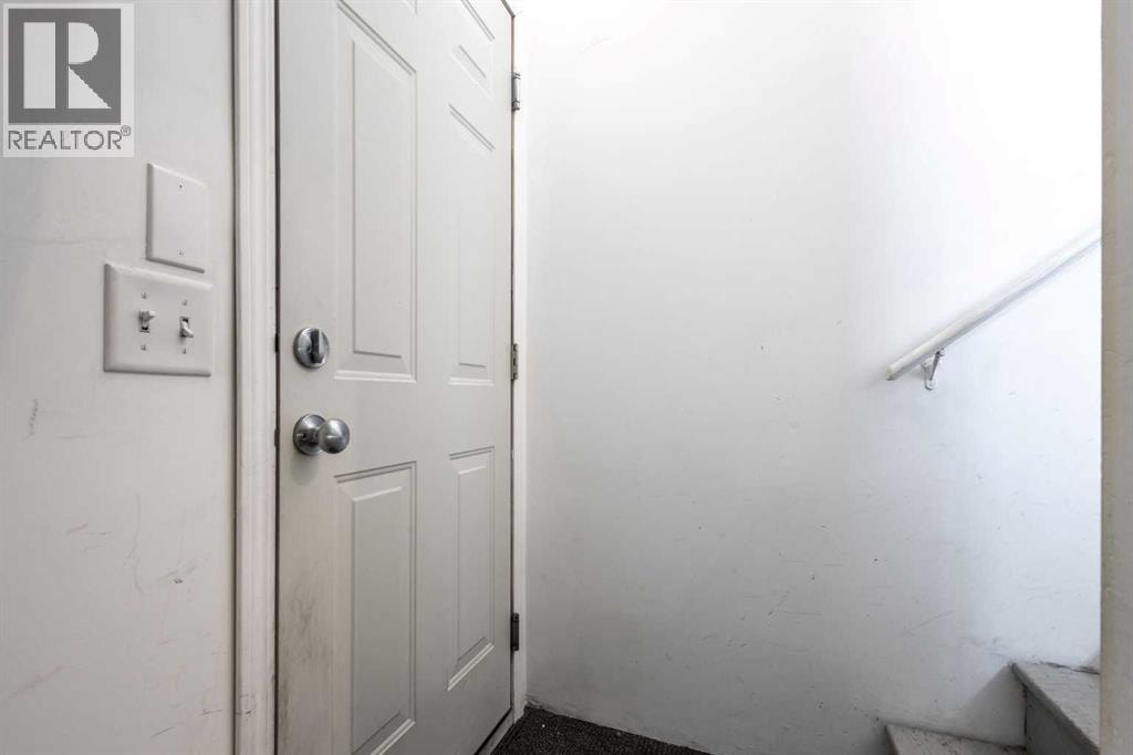 241 Elgin Gardens SE — photo 26