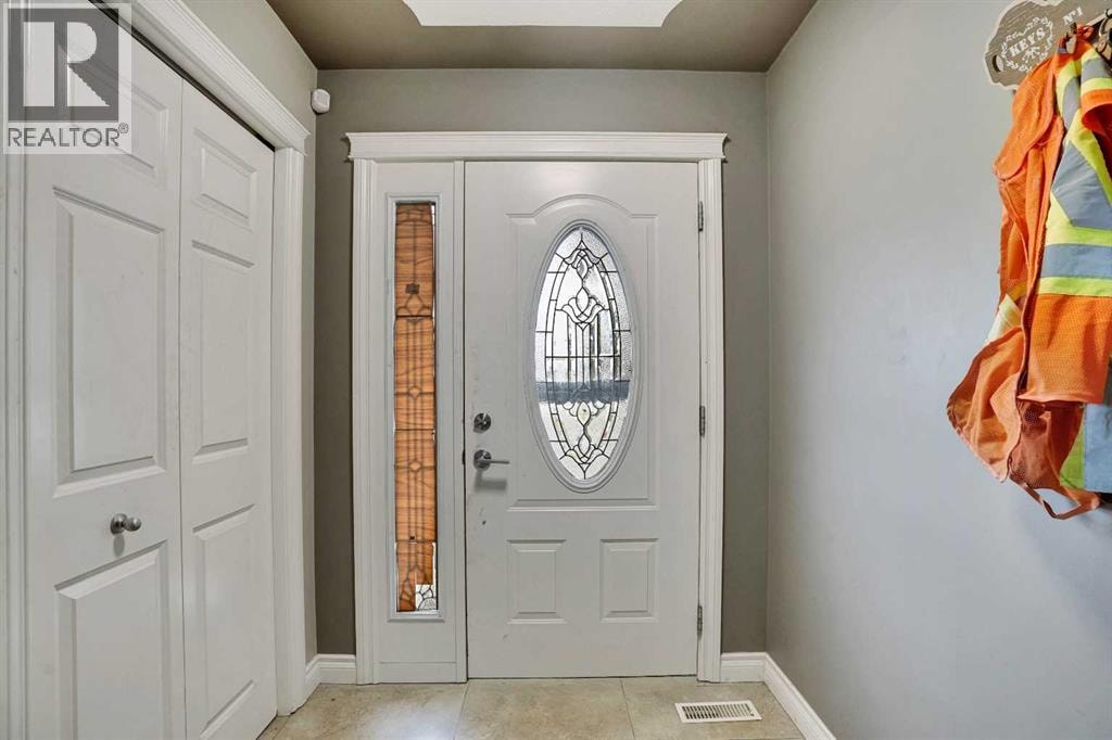 528 Whiteridge Way NE — photo 4