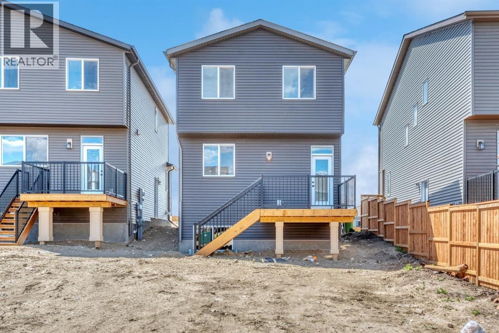 28 Mitchell Way NW — photo 4