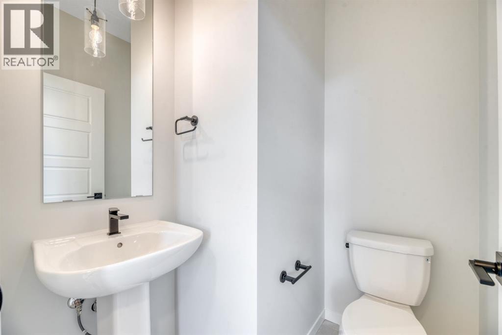 28 Mitchell Way NW — photo 21