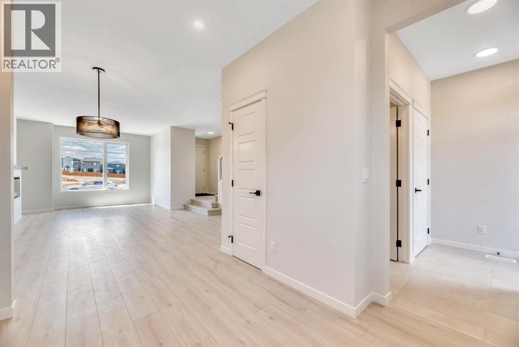 28 Mitchell Way NW — photo 16