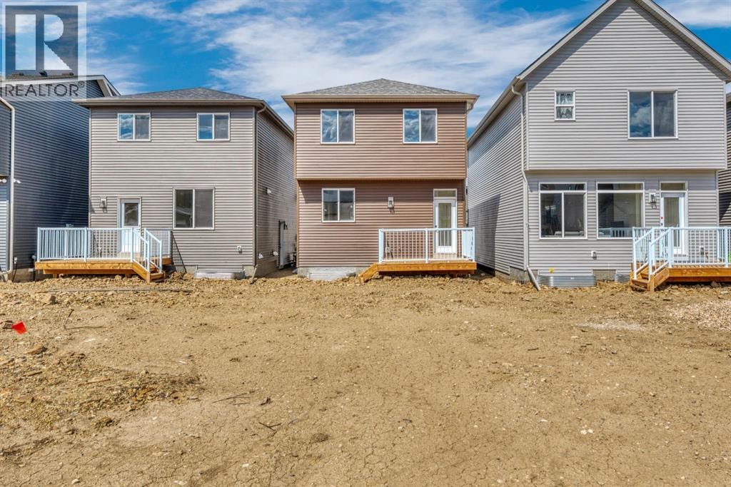 244 Marmot Grove NW — photo 4