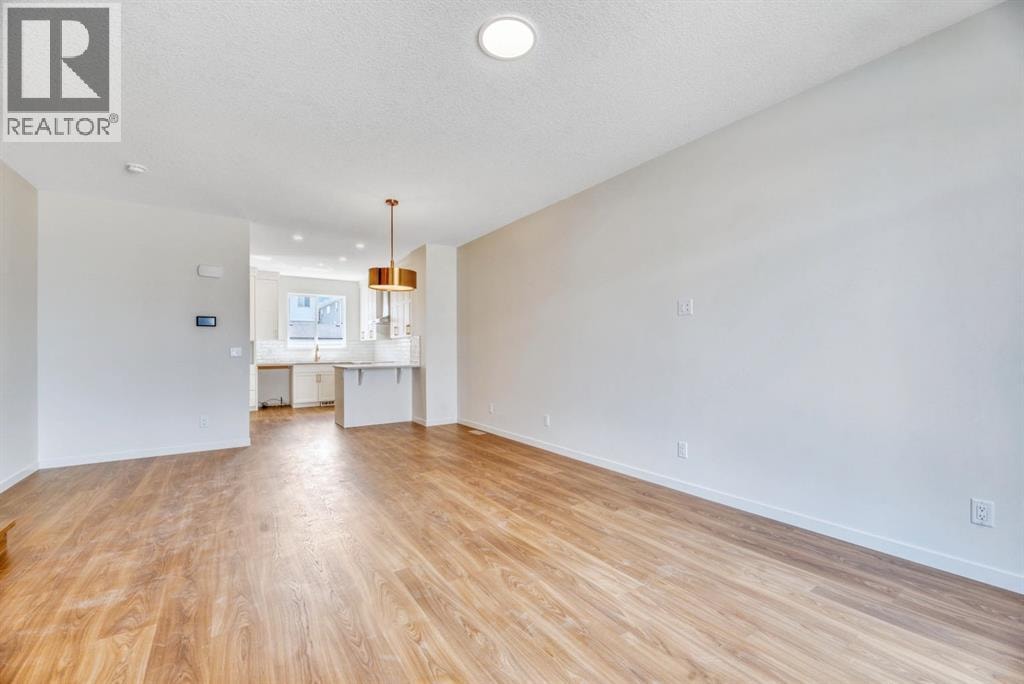 244 Marmot Grove NW — photo 10