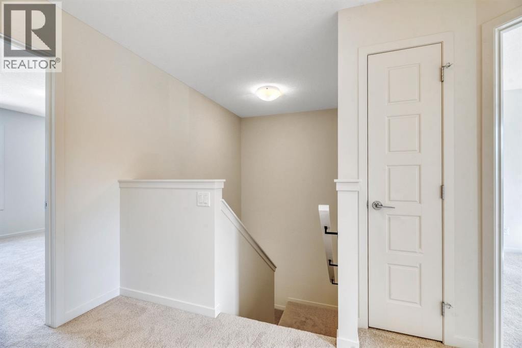 296 Marmot Grove NW — photo 21