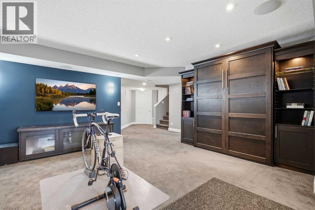 114 Cougarstone Crescent SW — photo 35