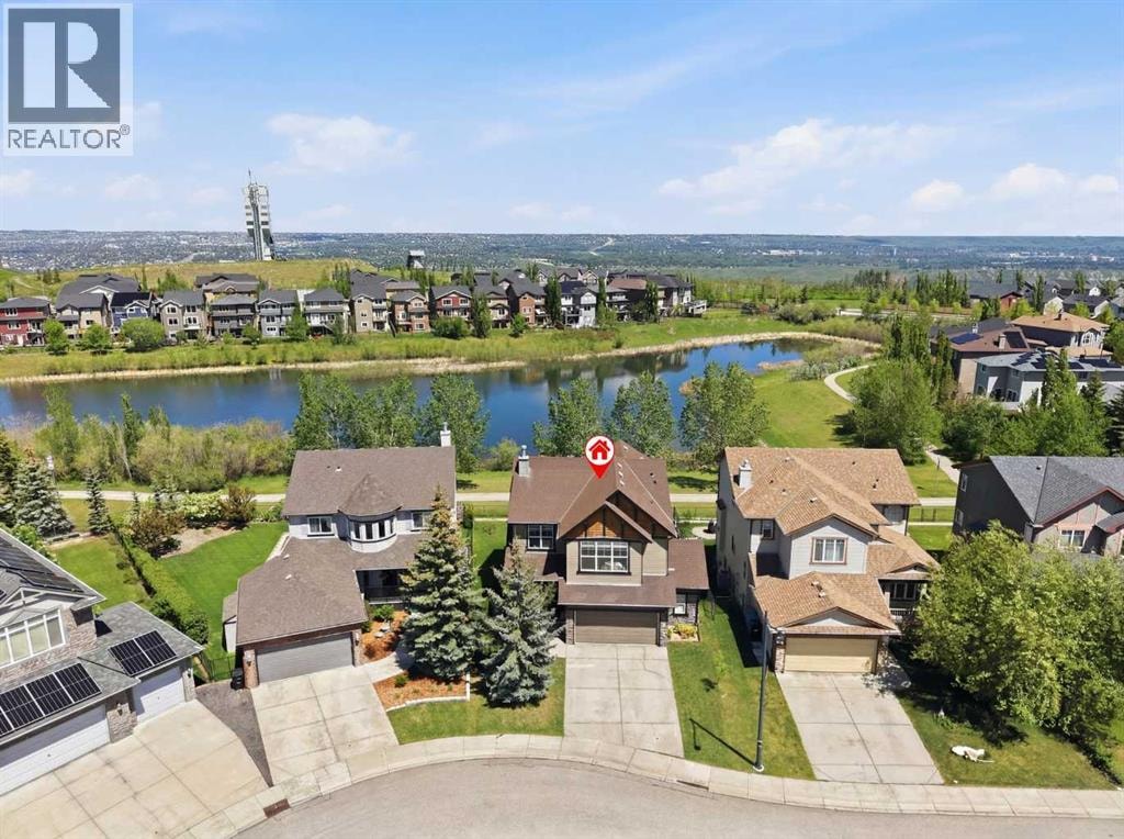 114 Cougarstone Crescent SW