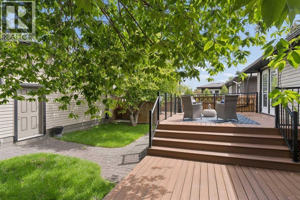 220 41 Avenue NW — photo 45