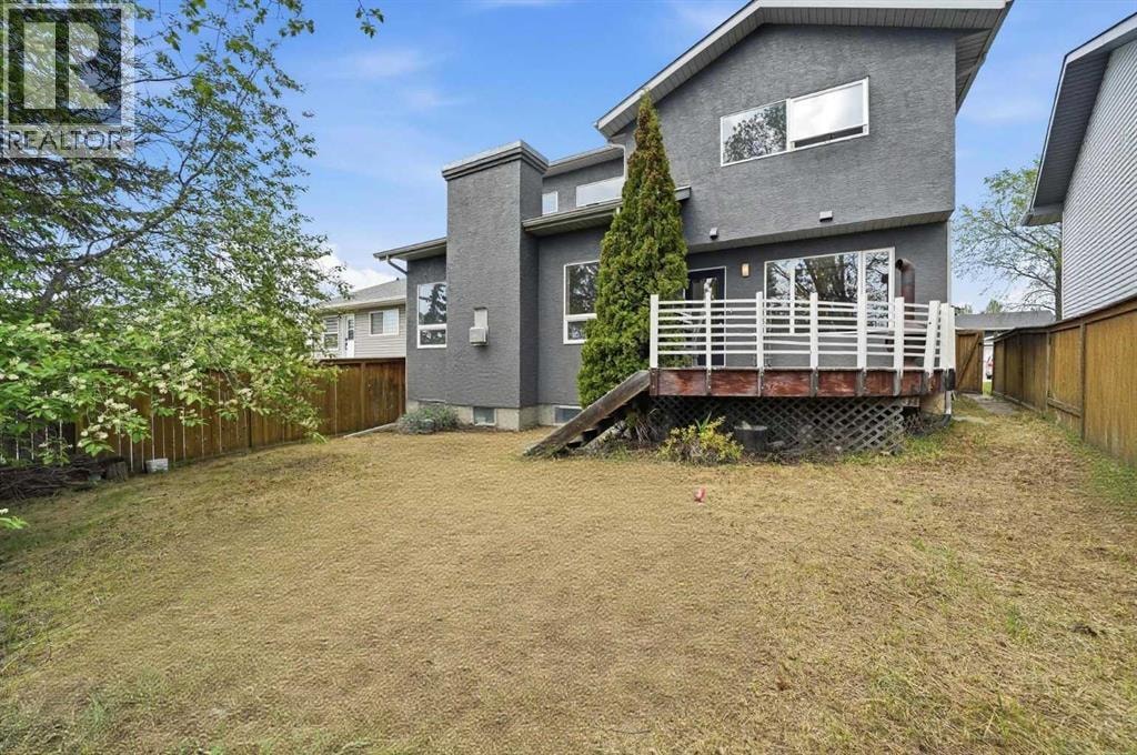 142 Elizabeth Way SE — photo 35