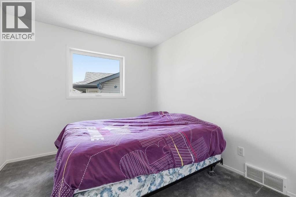 142 Elizabeth Way SE — photo 23