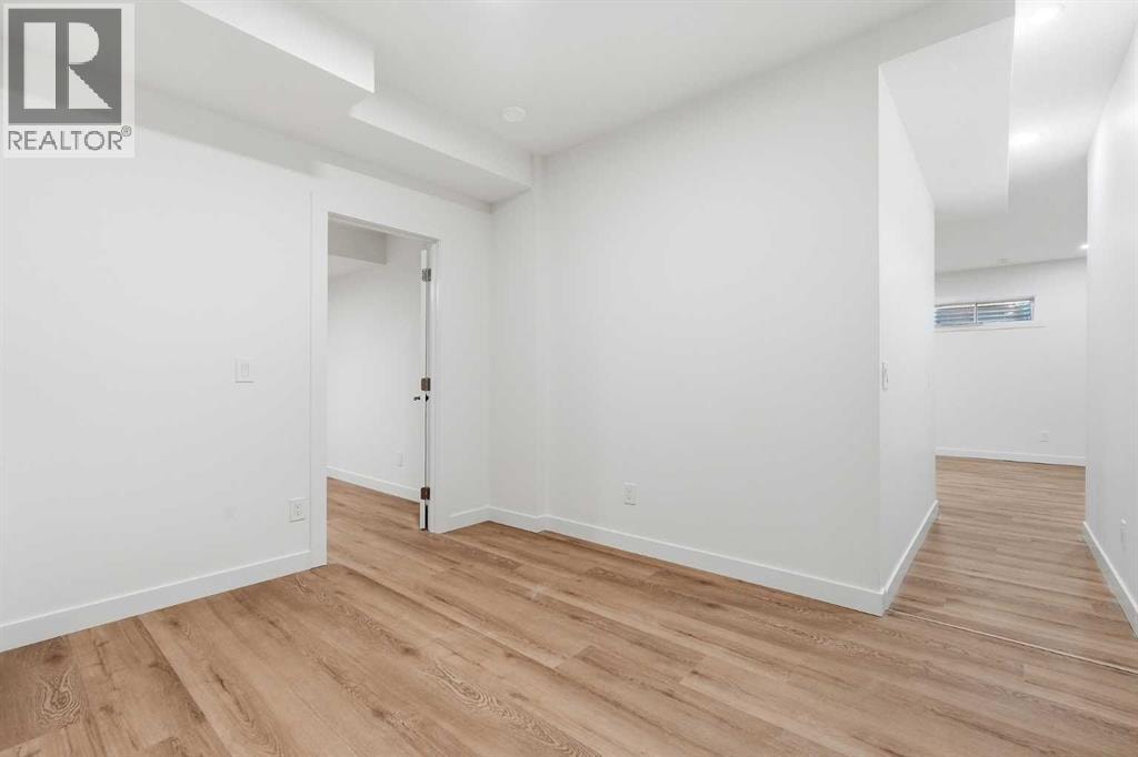 142 Elizabeth Way SE — photo 27