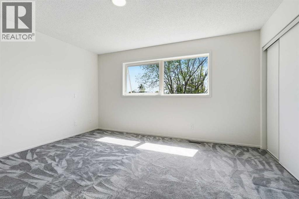 142 Elizabeth Way SE — photo 20