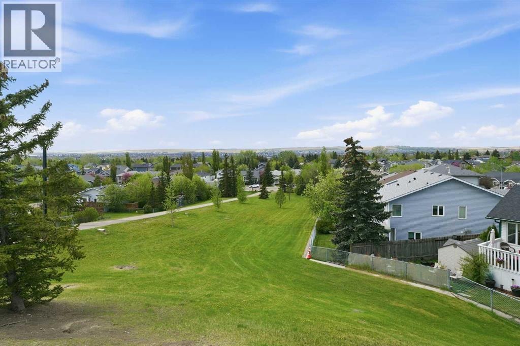 142 Elizabeth Way SE — photo 45