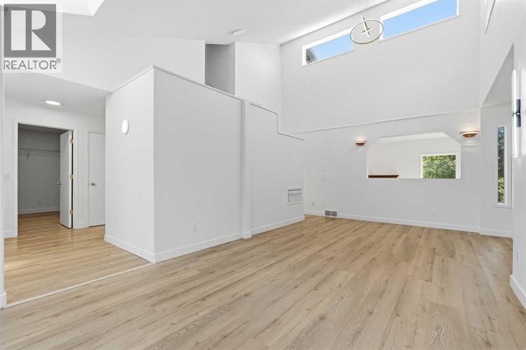 142 Elizabeth Way SE — photo 10