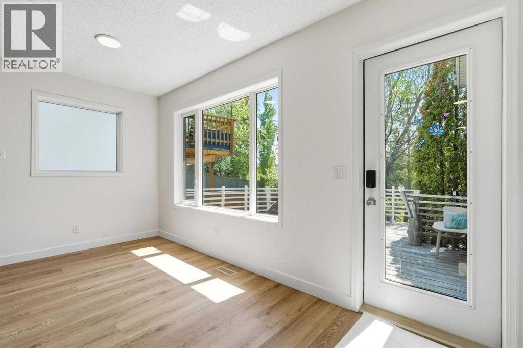 142 Elizabeth Way SE — photo 16