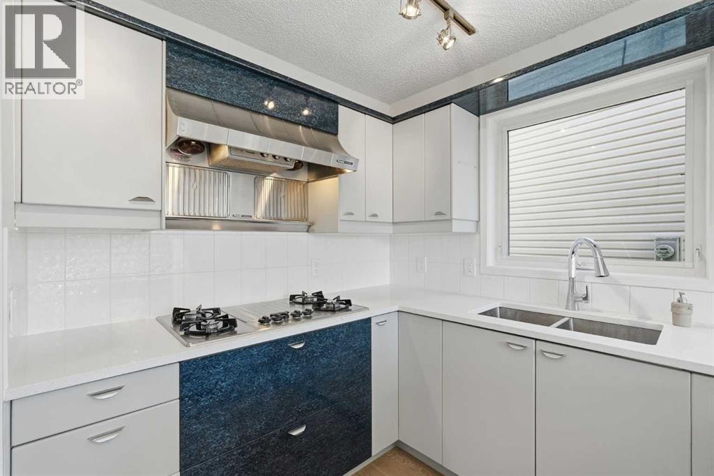 142 Elizabeth Way SE — photo 14