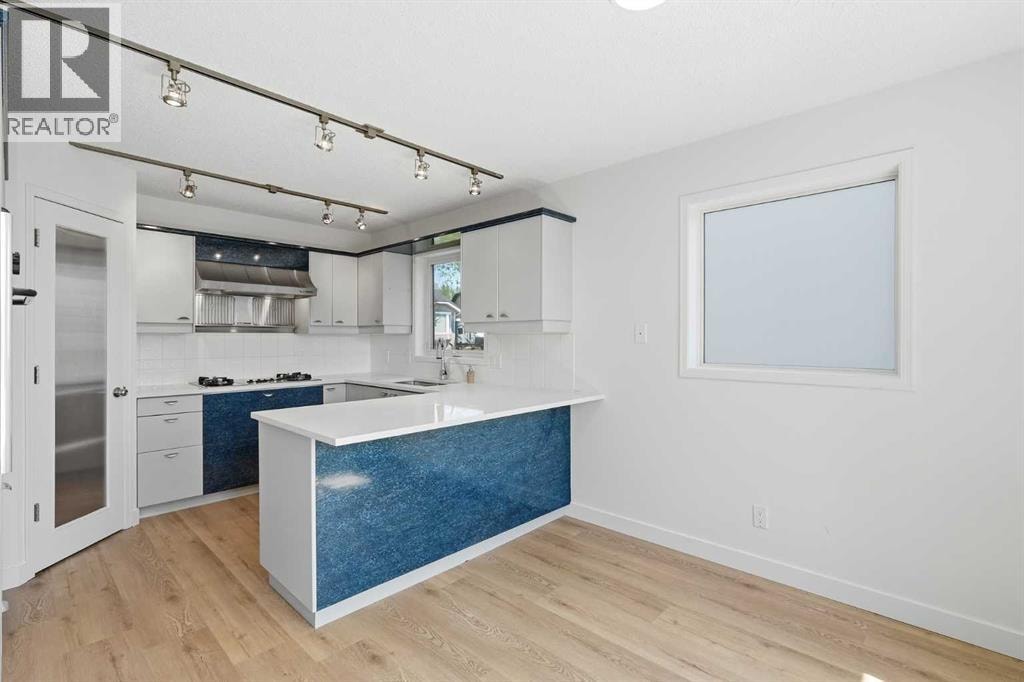 142 Elizabeth Way SE — photo 13