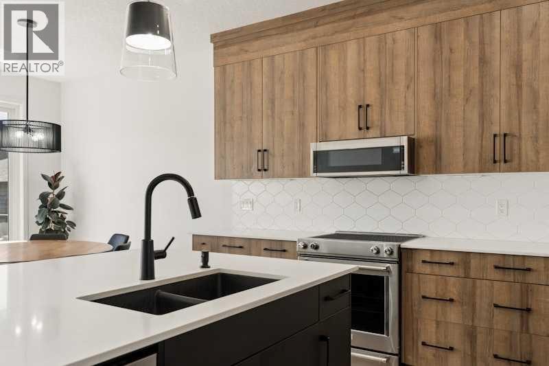 20 Wolf Creek Street SE — photo 8