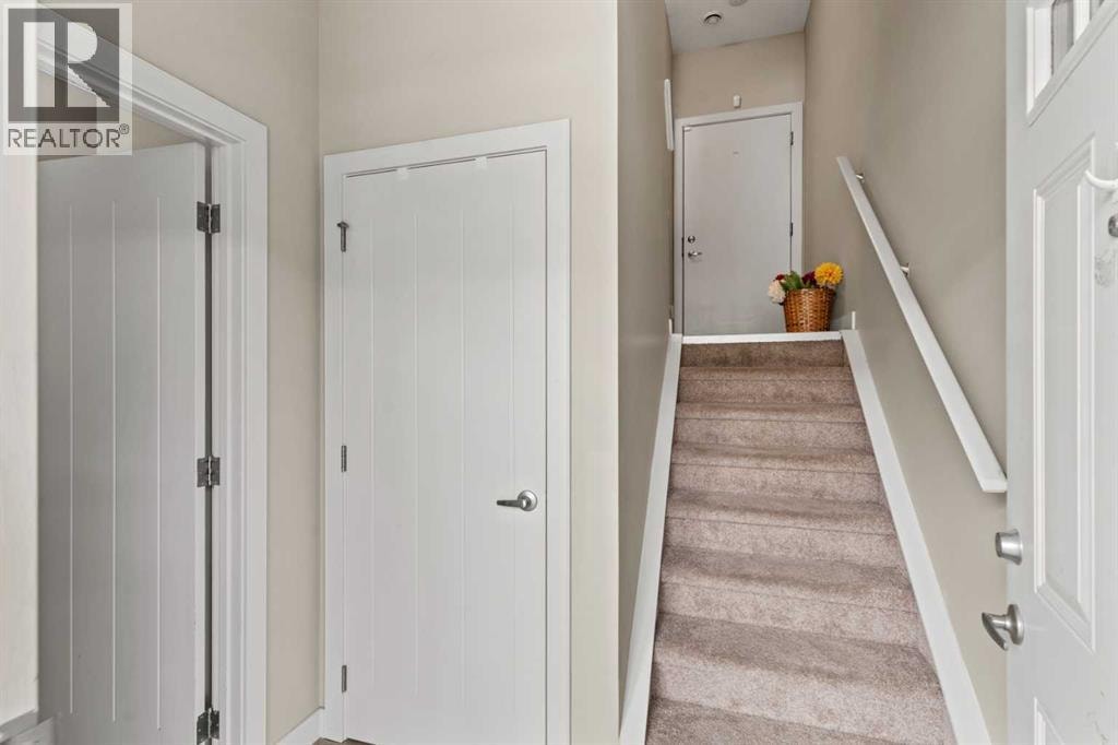 130 Silverado Plains Park SW — photo 8