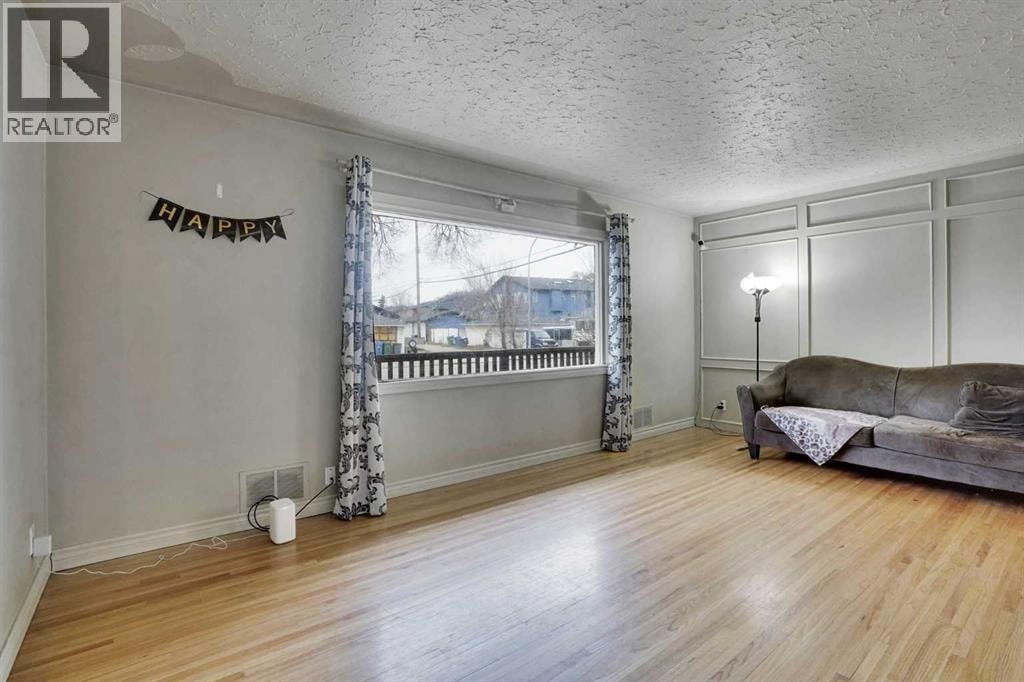 1468 Renfrew Drive NE — photo 8