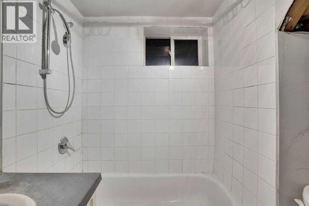 1468 Renfrew Drive NE — photo 47