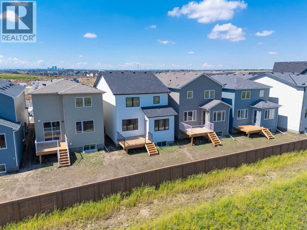 147 Belvedere Crescent SE — photo 35