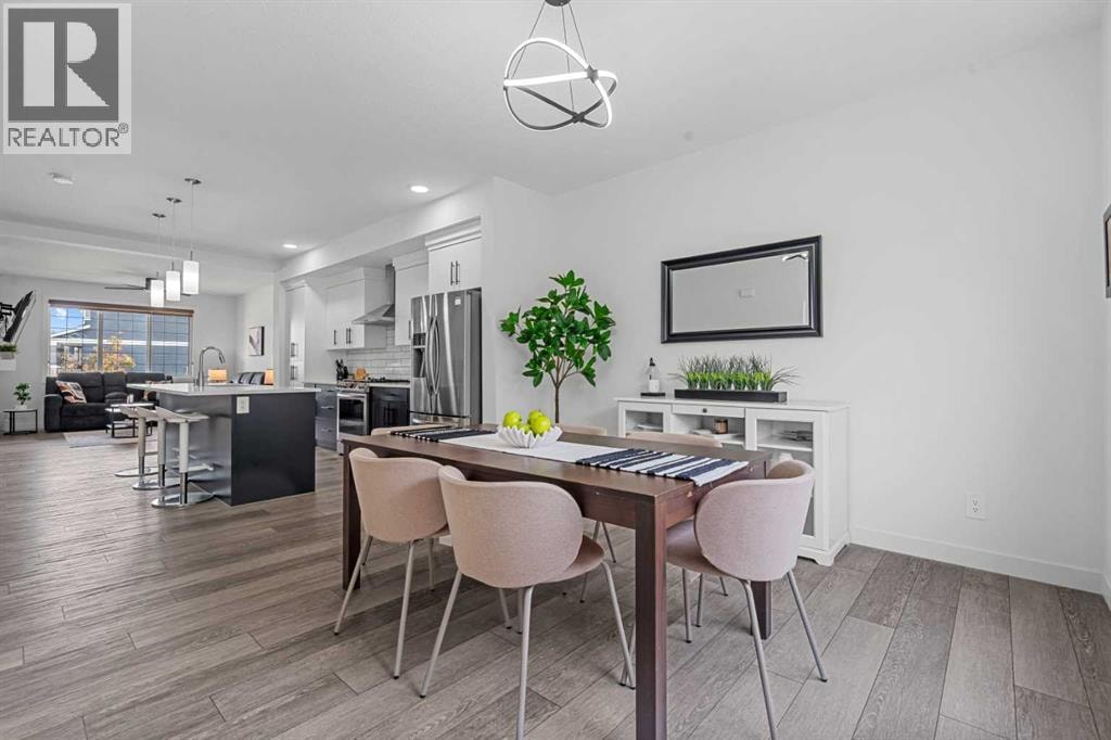 37 Legacy Glen Point SE — photo 15