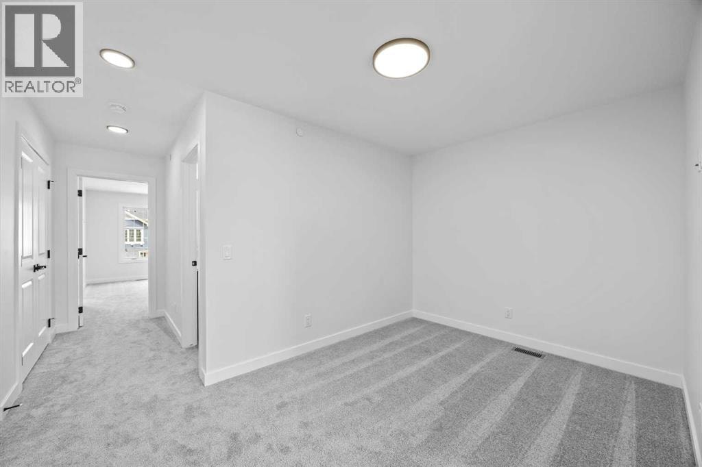 33 Hotchkiss Gardens SE — photo 23