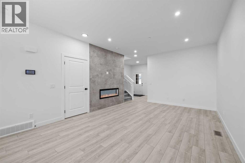 33 Hotchkiss Gardens SE — photo 6