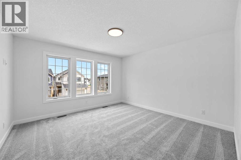 33 Hotchkiss Gardens SE — photo 24