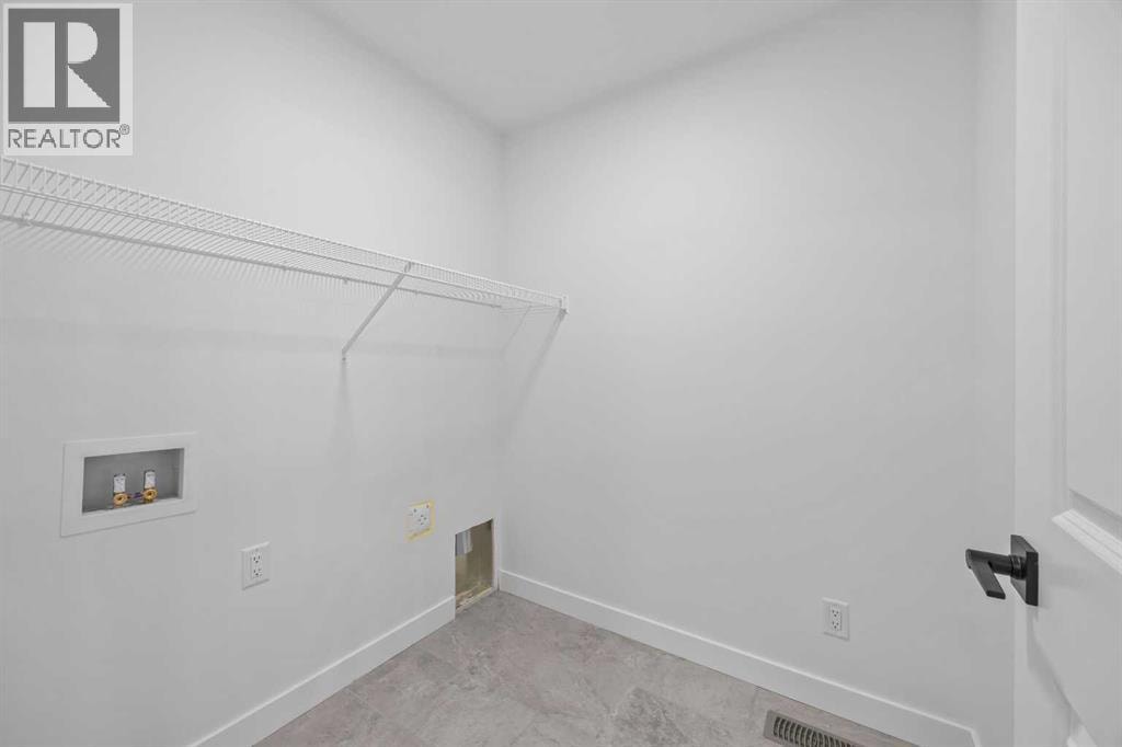 33 Hotchkiss Gardens SE — photo 36