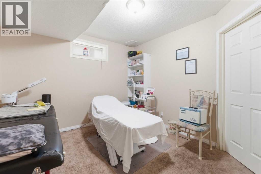 171 Coral Springs Park NE — photo 36