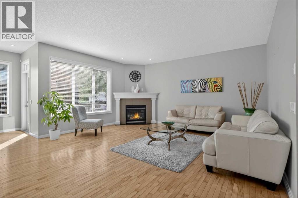 125 Cranleigh Park SE — photo 2
